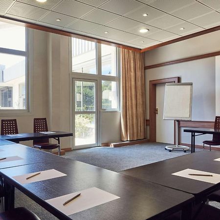 Ibis Styles Toulon La Seyne Sur Mer Bagian luar foto