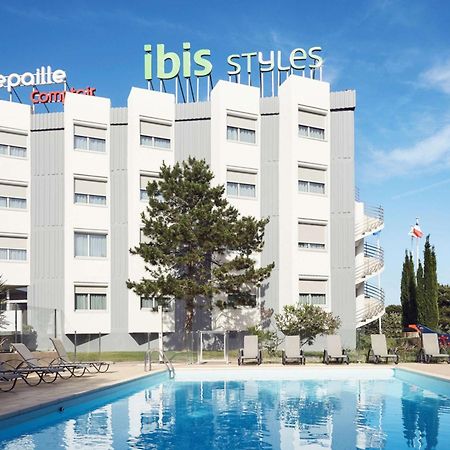 Ibis Styles Toulon La Seyne Sur Mer Bagian luar foto