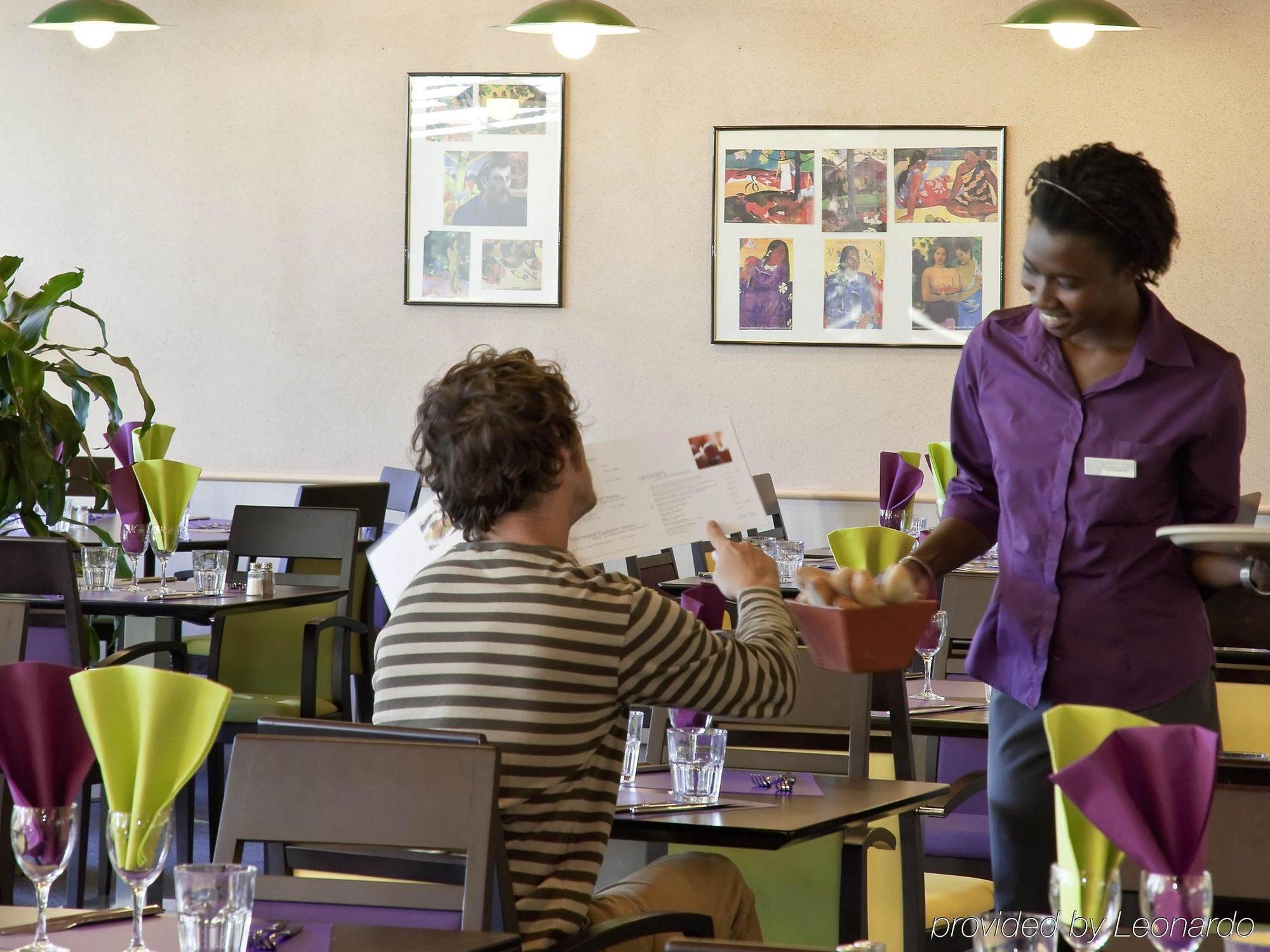 Ibis Styles Toulon La Seyne Sur Mer Bagian luar foto