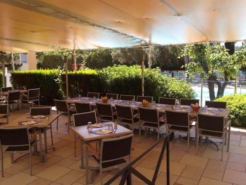 Ibis Styles Toulon La Seyne Sur Mer Bagian luar foto